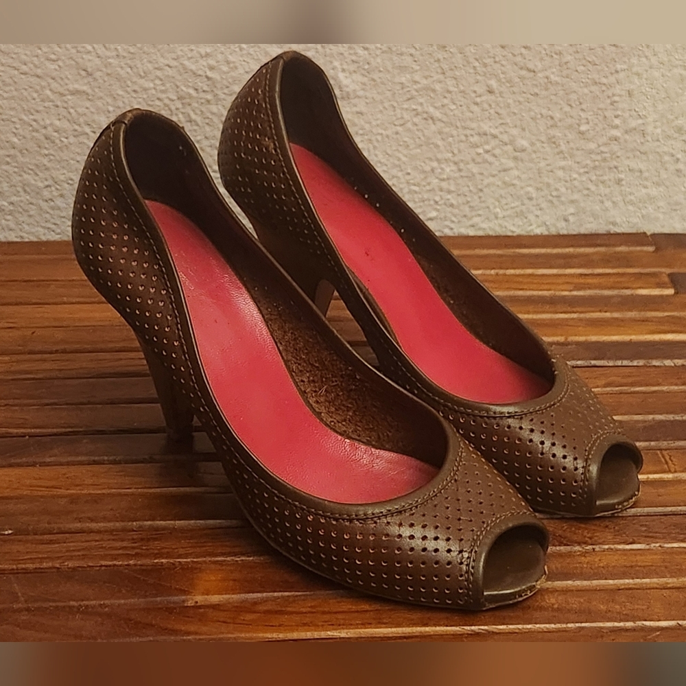 Sergio Rossi Brown Peep-Toe Heels SZ. 34